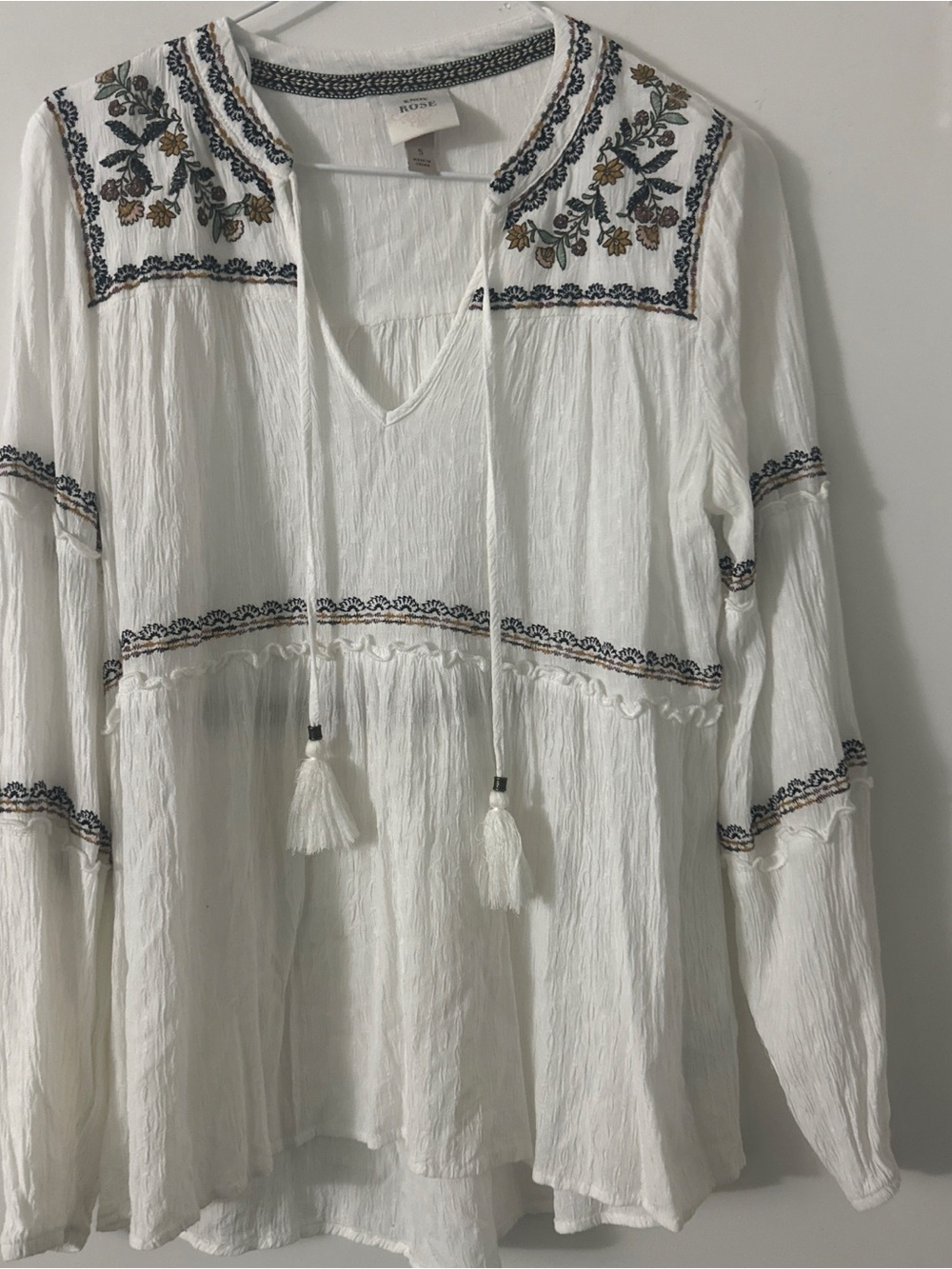 Knox Rose White Embroidered Peasant Tunic with Tassels
